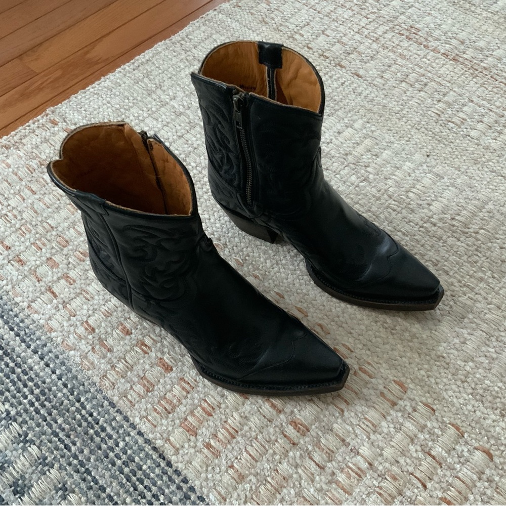Black Leather Cowboy Boots